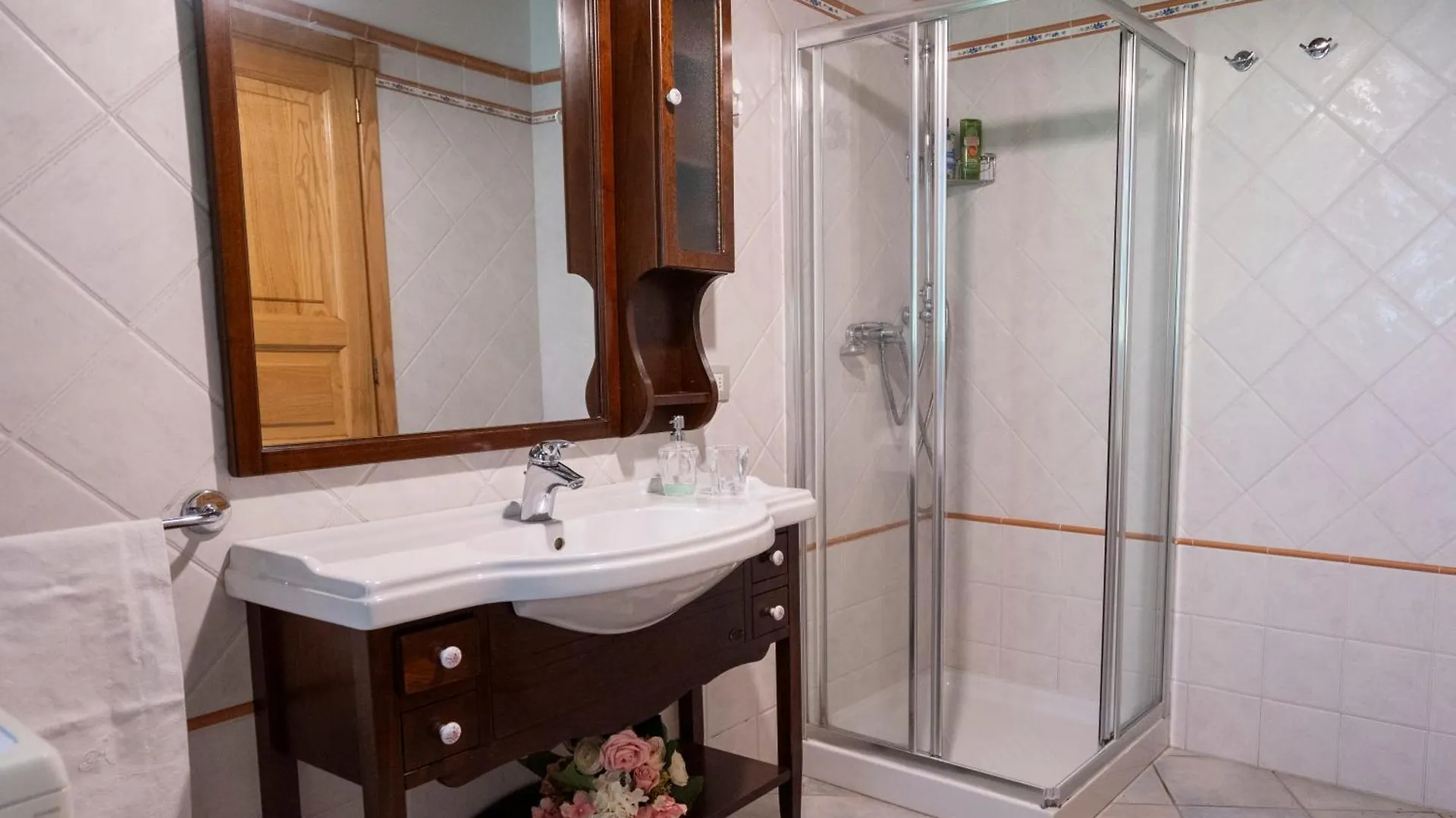 Villa Santa Rosa Con Jacuzzi E Vista Panoramica Amalfi Holiday home