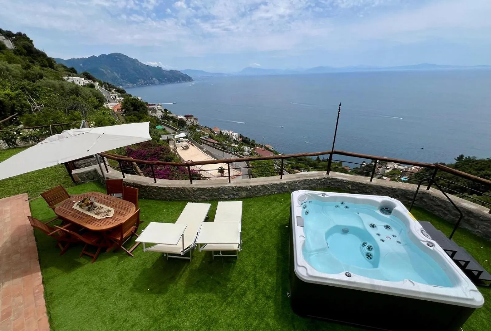 Villa Santa Rosa Con Jacuzzi E Vista Panoramica Amalfi
